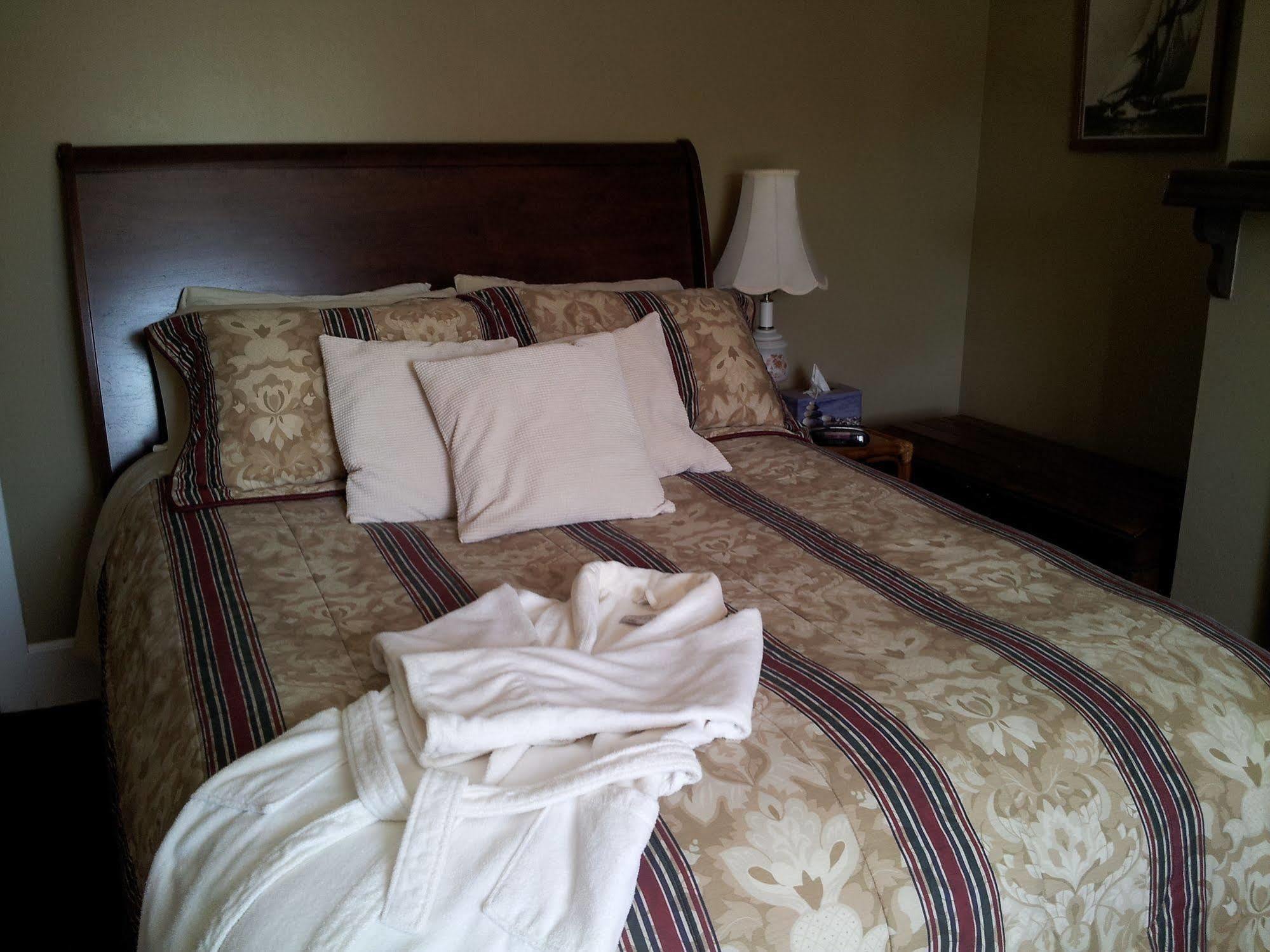 The Spaniards Room Heritage Home Spaniards Bay Dış mekan fotoğraf