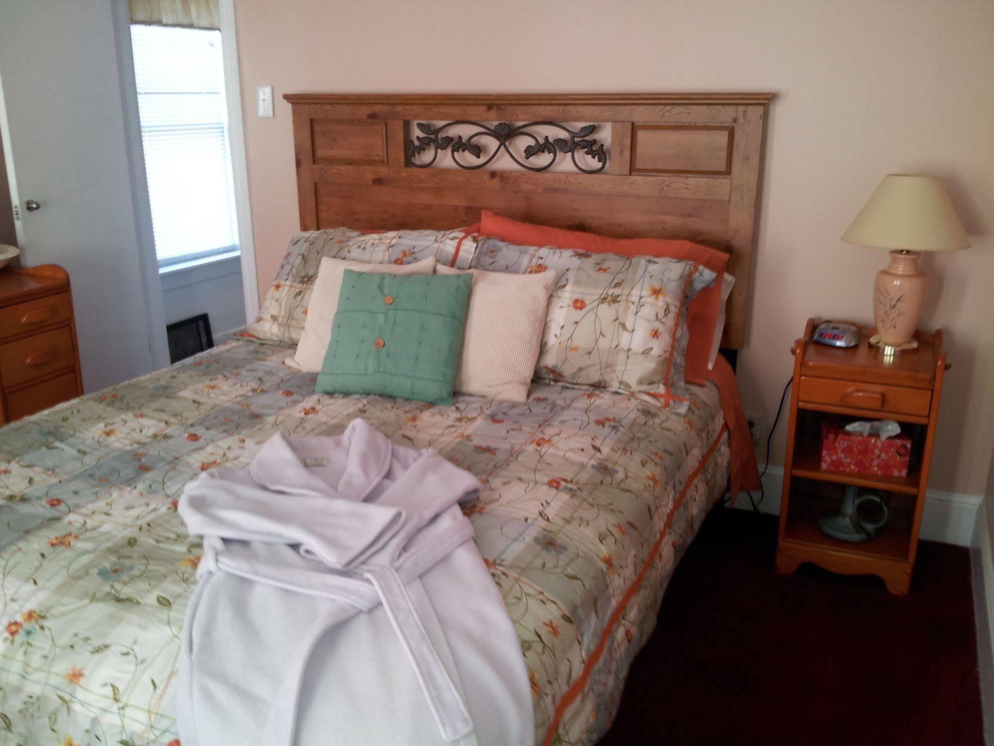 The Spaniards Room Heritage Home Spaniards Bay Dış mekan fotoğraf